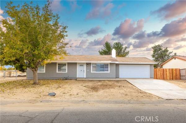 15822 Valeport Avenue, Lancaster, CA 93535