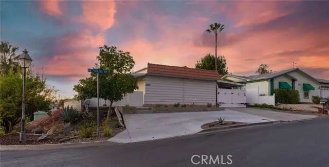 28664 Via Playa Del Rey, Murrieta, CA 92563