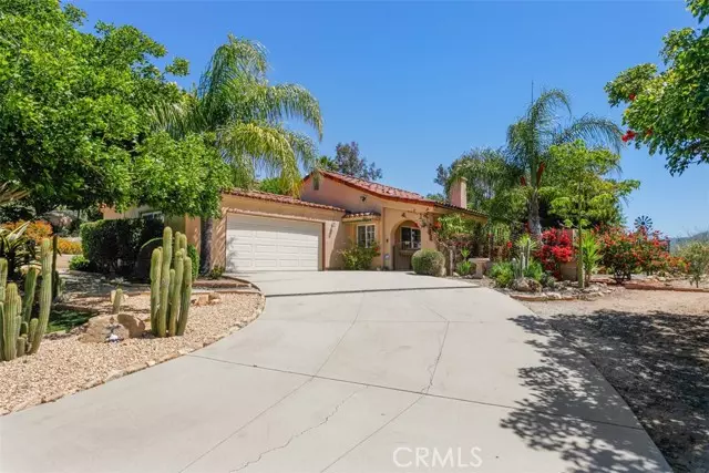 1027 Rainbow Crest Rd., Fallbrook, CA 92028