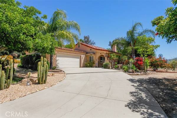 1027 Rainbow Crest Rd., Fallbrook, CA 92028