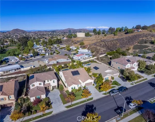 Lake Elsinore, CA 92532,35588 Desert Rose Way