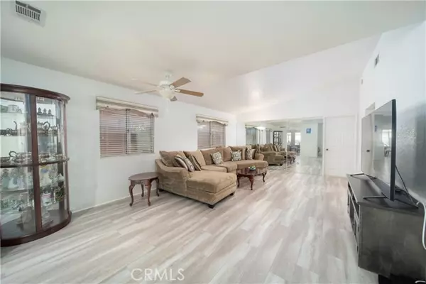 Menifee, CA 92585,27513 Camino Vacuna