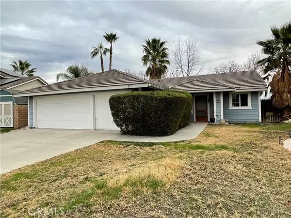 815 HORIZON Court, San Jacinto, CA 92582