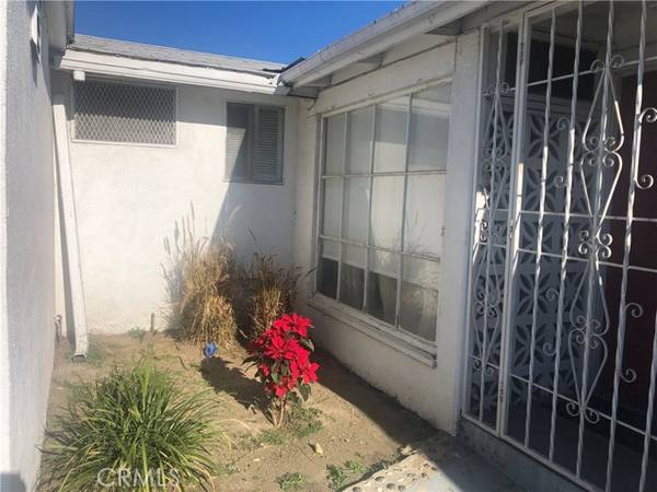 Pacoima, CA 91331,13228 Desmond Street