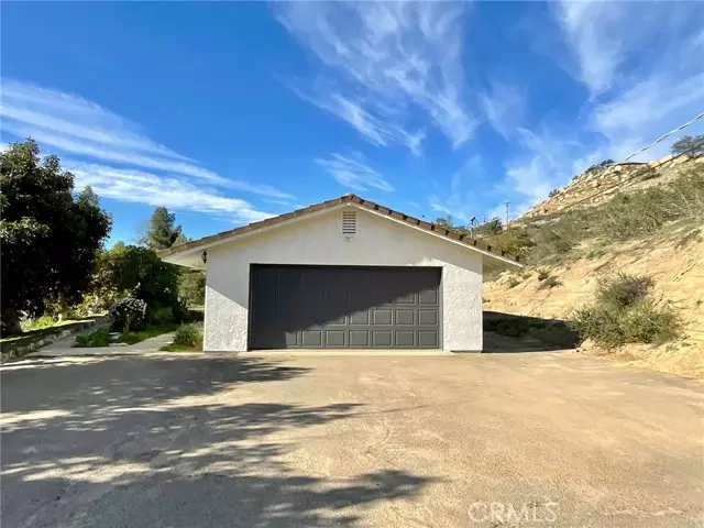 Fallbrook, CA 92028,2460 Helen Road