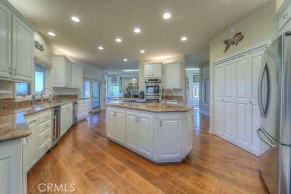 Murrieta, CA 92562,22146 Twin Oaks Court