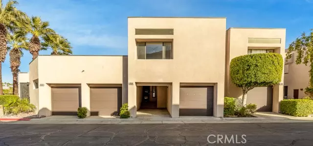 470 Village Square E, Palm Springs, CA 92262