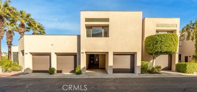 470 Village Square E, Palm Springs, CA 92262