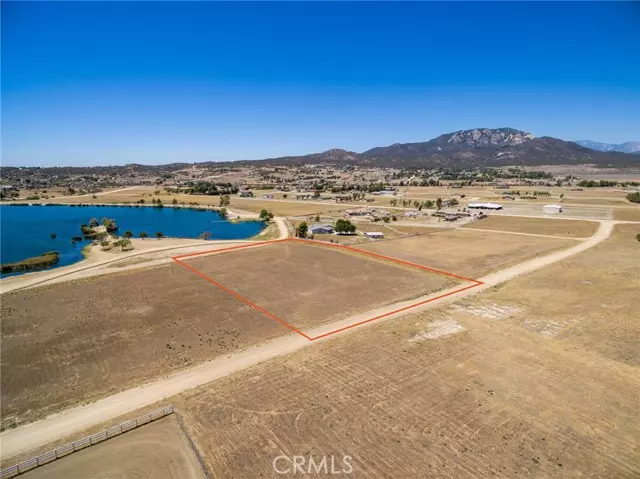 374 Lakefront, Aguanga, CA 92536