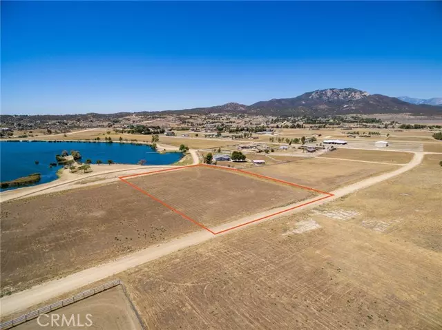 Aguanga, CA 92536,374 Lakefront