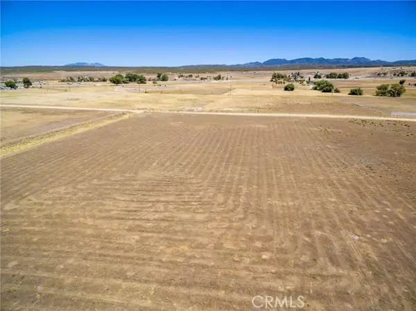 Aguanga, CA 92536,374 Lakefront