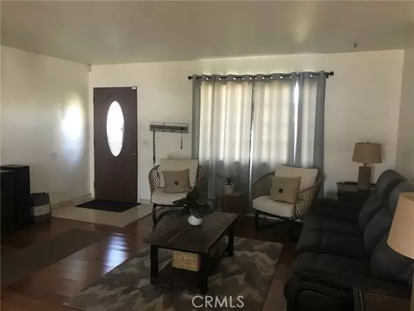 San Jacinto, CA 92583,651 S Camino Los Banos