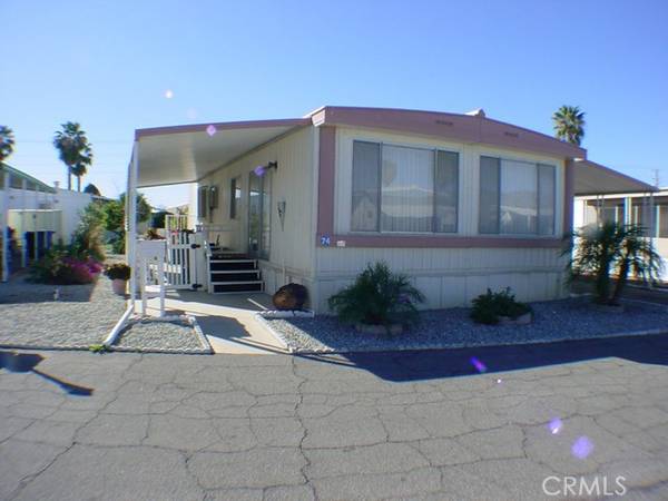 332 N Lyon #74, Hemet, CA 92543