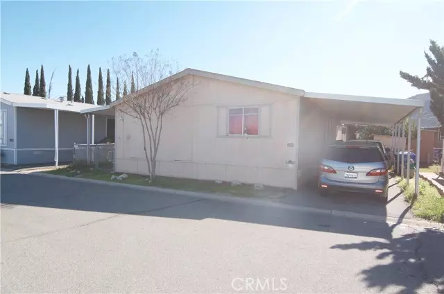 Jurupa Valley, CA 92509,3825 Crestmore #432