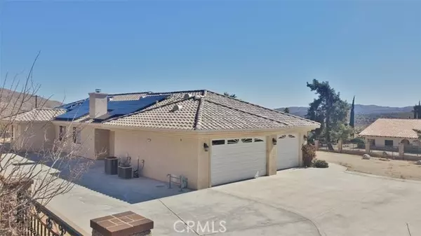 7447 San Remo Trail, Yucca Valley, CA 92284