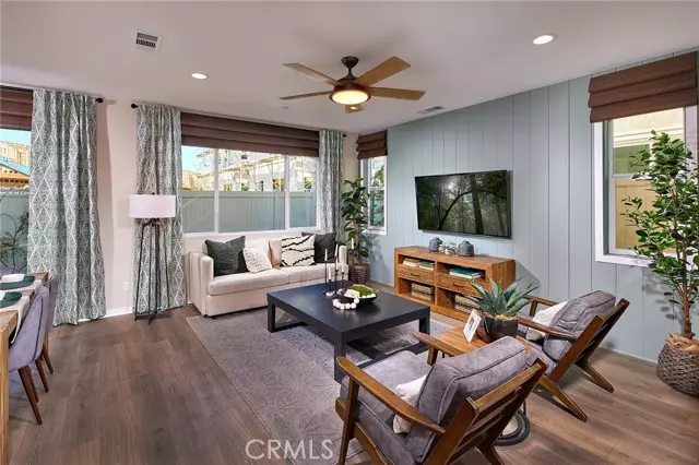 Panorama City, CA 91402,14727 Cortez Lane