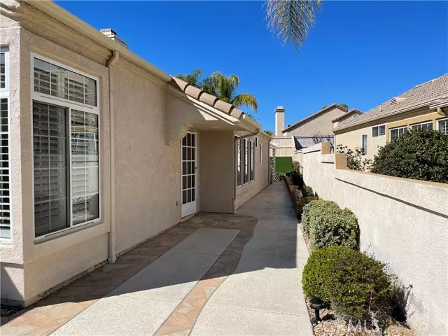 Murrieta, CA 92562,23914 Via Pamilla