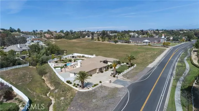 32226 Pauba Road, Temecula, CA 92592