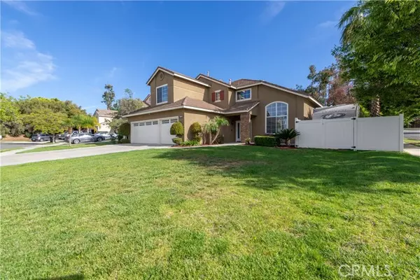 Corona, CA 92882,390 Redwing Circle