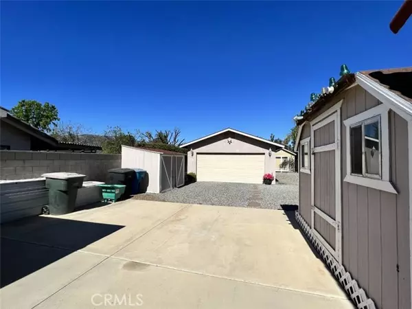 Wildomar, CA 92595,32099 Dillon Circle