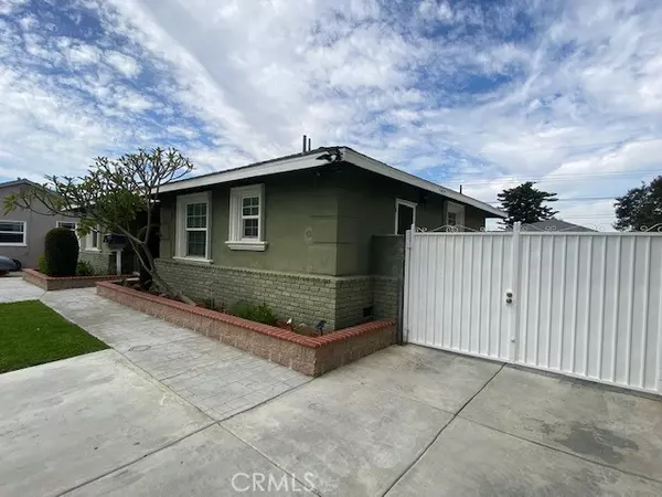 West Covina, CA 91791,215 S Homerest Avenue