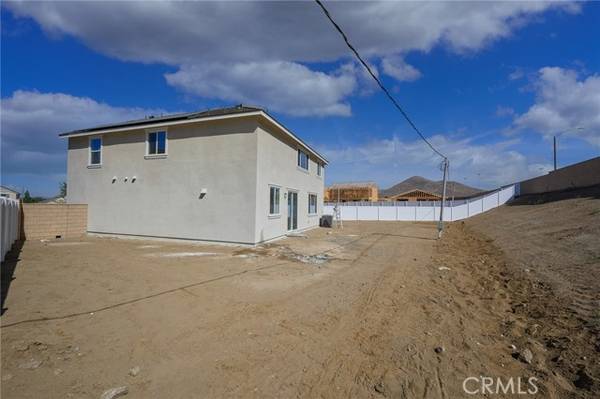 Jurupa Valley, CA 92509,6581 Smith Rock Court