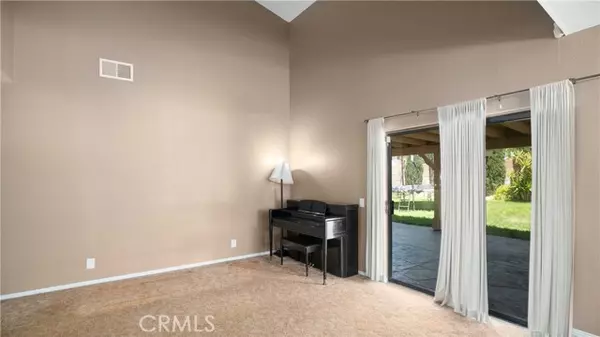 Lancaster, CA 93536,44214 Sedona Way