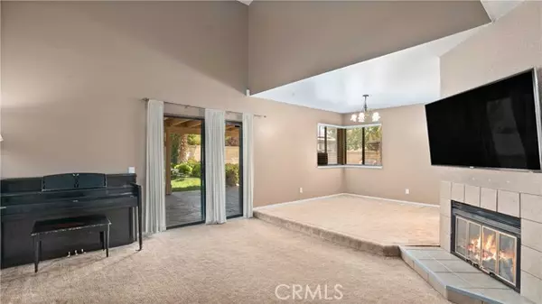 Lancaster, CA 93536,44214 Sedona Way