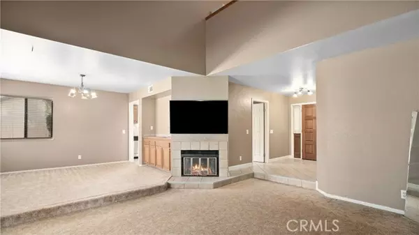 Lancaster, CA 93536,44214 Sedona Way