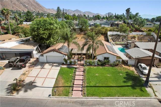 11724 Eton Drive, Grand Terrace, CA 92313