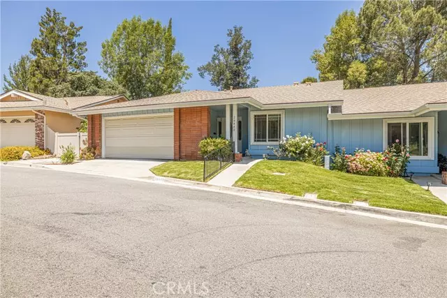 Newhall, CA 91321,26440 Oak Highland Drive