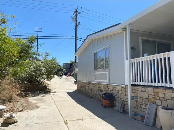 85 Cochise Road, Perris, CA 92570