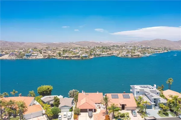 22372 Boating Way, Canyon Lake, CA 92587