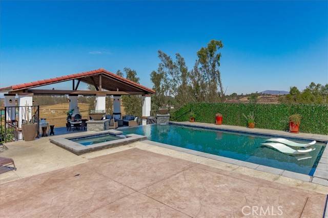 40825 Via Champagne, Temecula, CA 92592