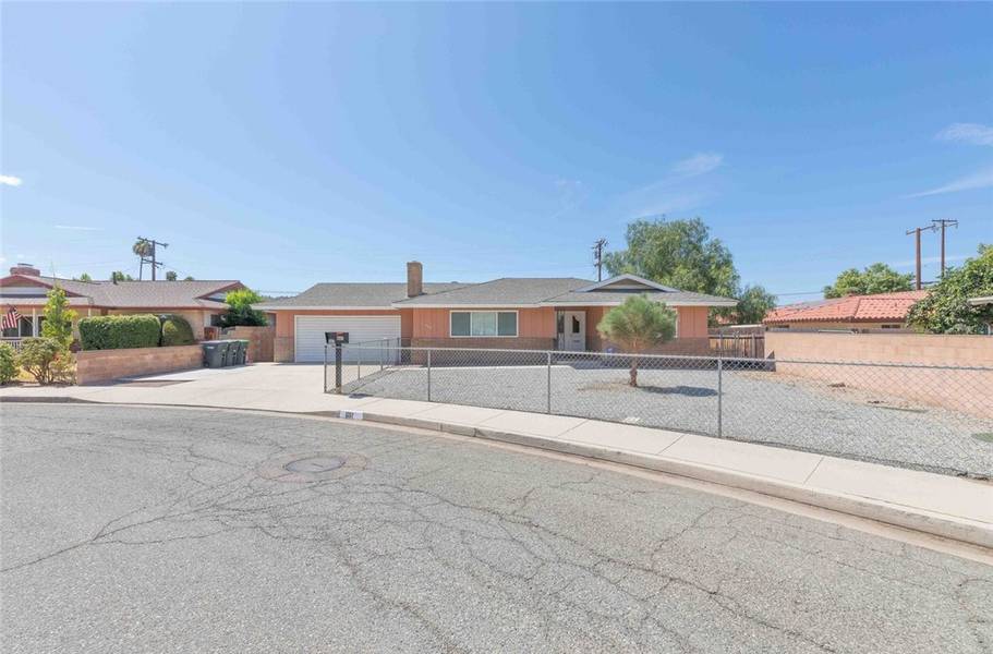 661 Buena Vista Parkway, Hemet, CA 92543