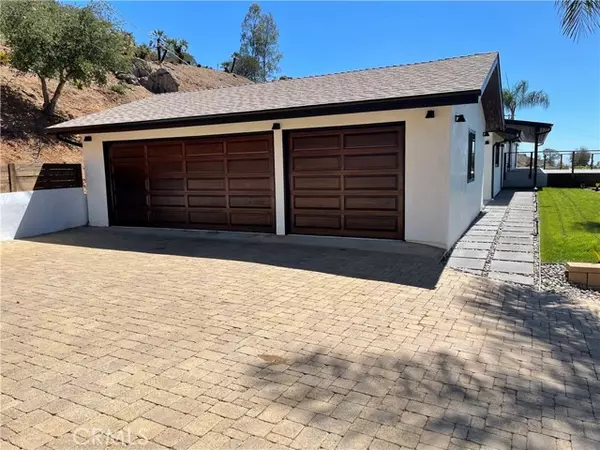 Fallbrook, CA 92028,3225 Toyon Heights Drive