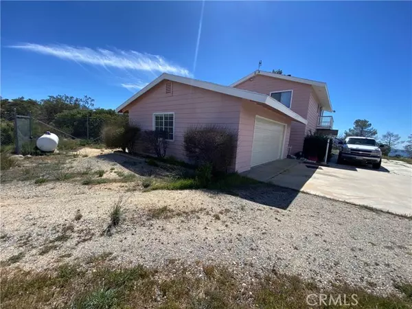 Anza, CA 92536,42705 Rolling Hills Drive