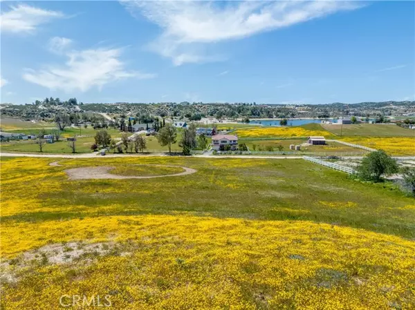 Aguanga, CA 92536,421 Indian Hills