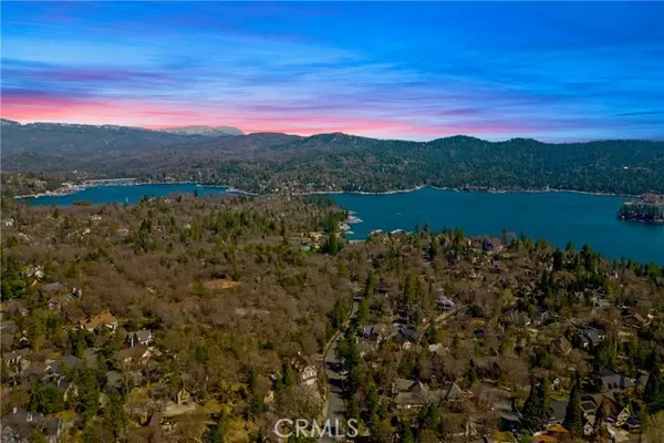 1058 Voltaire Drive, Lake Arrowhead, CA 92352