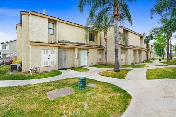 936 Fairway Drive #40, Colton, CA 92324