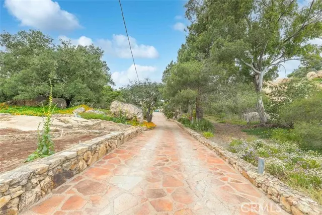 Fallbrook, CA 92028,6500 Rainbow Heights Road