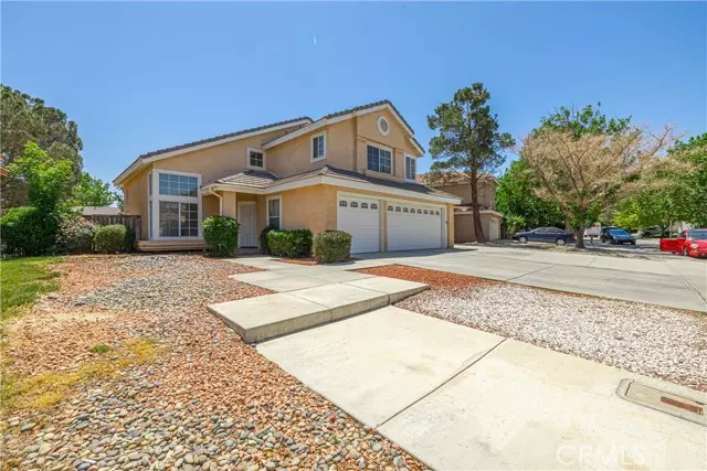 45726 Berkshire Street, Lancaster, CA 93534