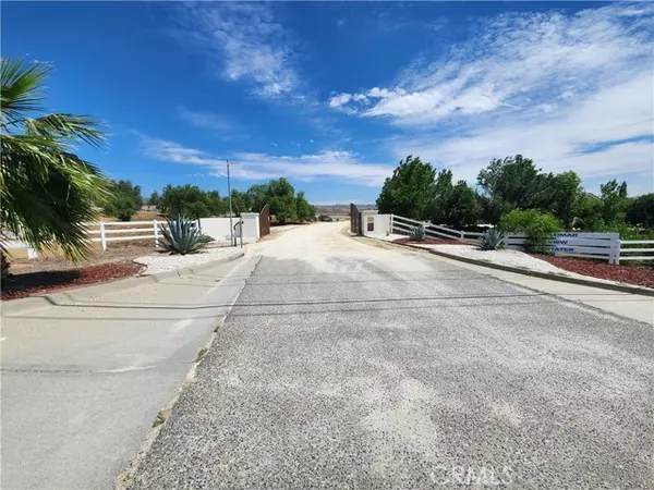 41300 Jojoba Hills, Aguanga, CA 92536