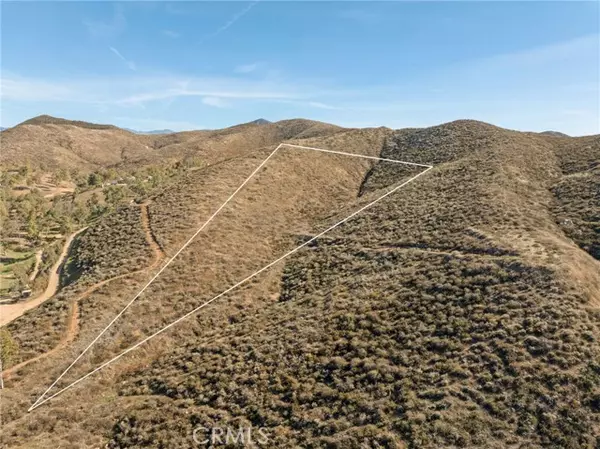 0 Hidden Falls, Winchester, CA 92596