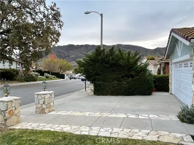 5457 Micaela Drive, Agoura Hills, CA 91301