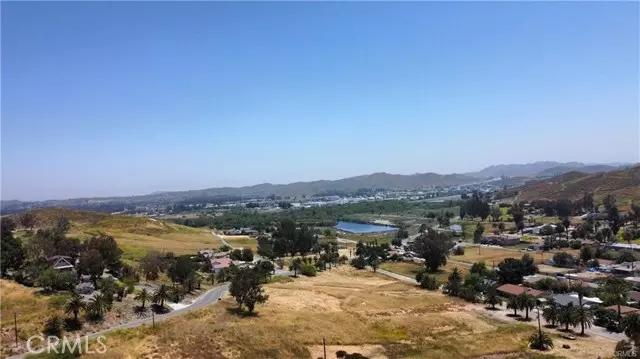 Lake Elsinore, CA 92530,0 Pinnell