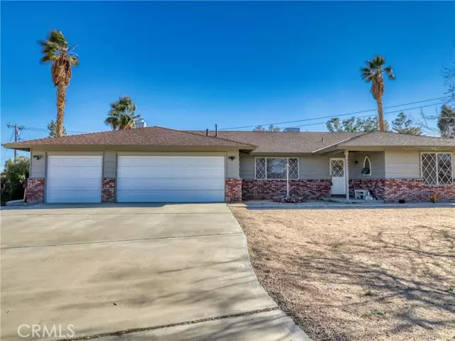 29 Palms, CA 92277,74027 White Sands Drive