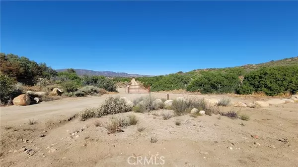 Anza, CA 92539,62958 Table Mountain Truck