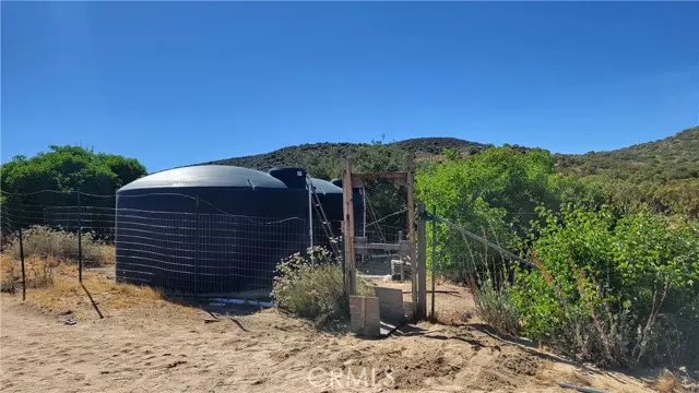 Anza, CA 92539,62958 Table Mountain Truck