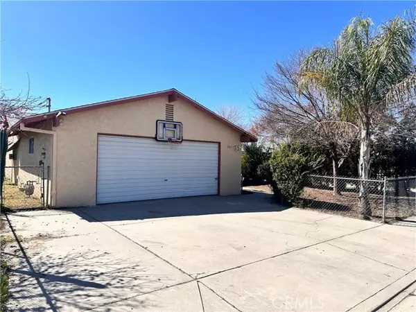 582 E 2nd Street, San Jacinto, CA 92583